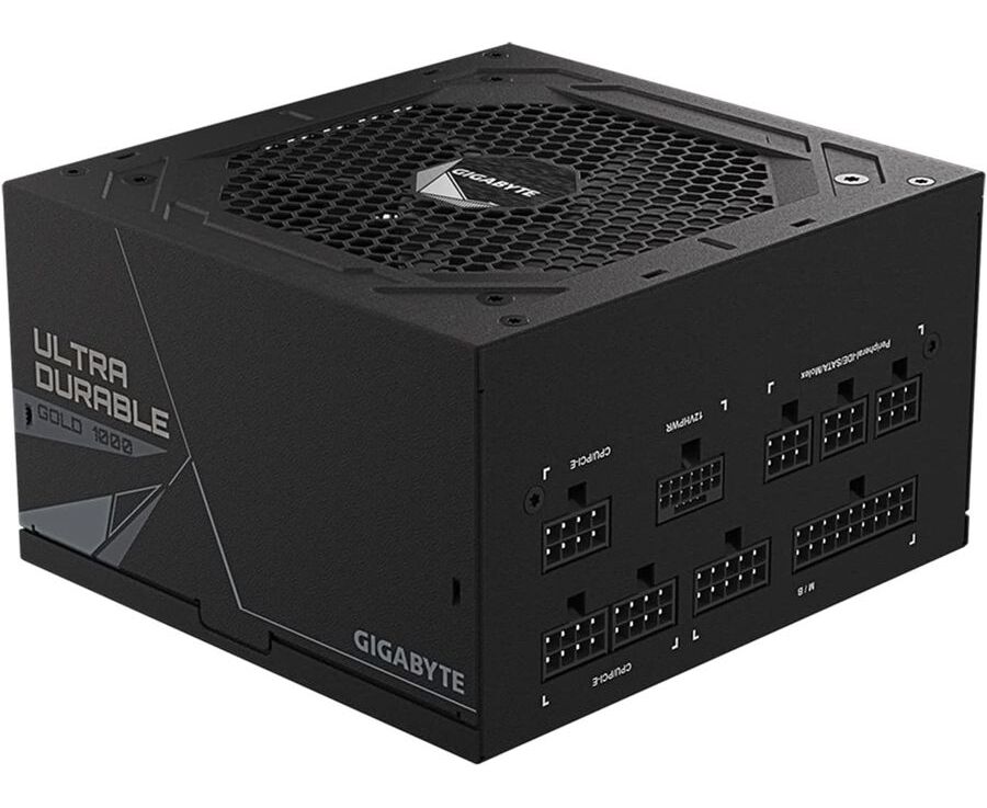 Блок питания Gigabyte UD1000 GM PG5 ( GP-UD1000 GM PG5) ATX 1000 W 80+ gold (24+4+4pin) APFC 120mm fan 8x SATA Cab Manag RTL