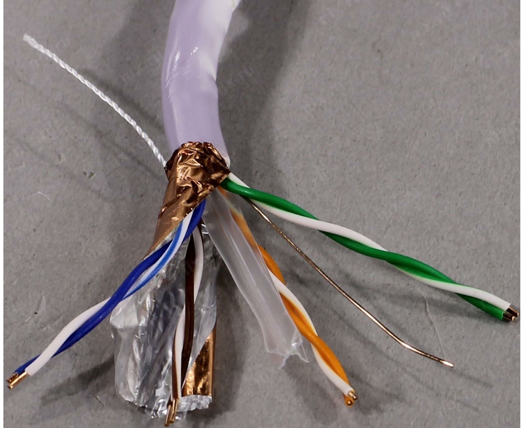 Витая пара Exegate FUTP4-C6-CU-S23-IN-PVC-GY-305-Fluke (EX281810 RUS) серый