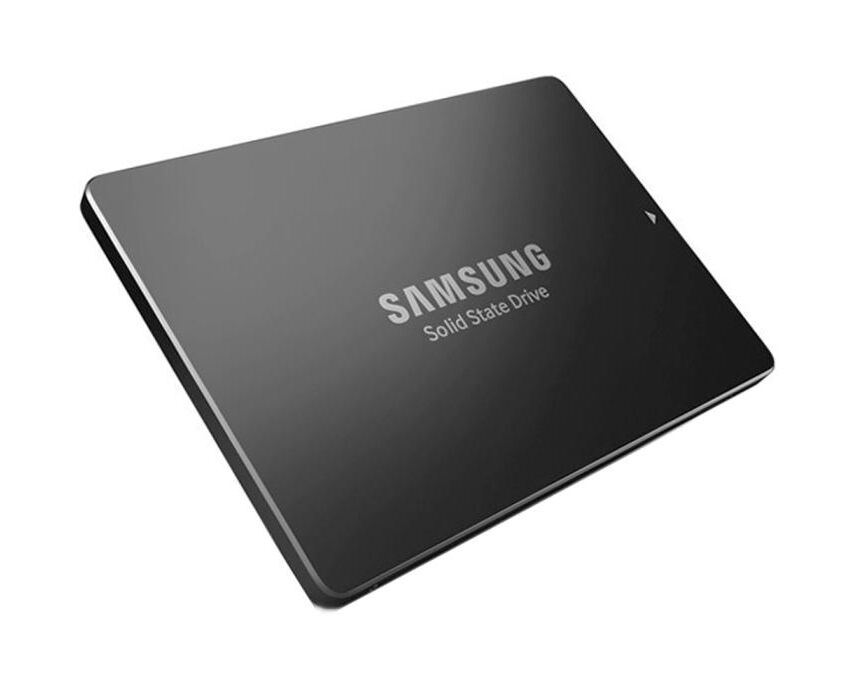 SSD Samsung Enterprise PM9 A3 MZQL215 THBLA-00 A07 2.5 U.2, 15 TB, 6800/4000 MB/s, 1000k/180k IOPS, NVME Gen 4, 1 DWPD (5 Y), 7mm